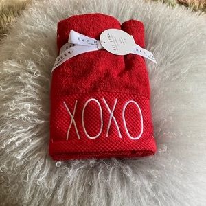 Rae Dunn Hand Towels